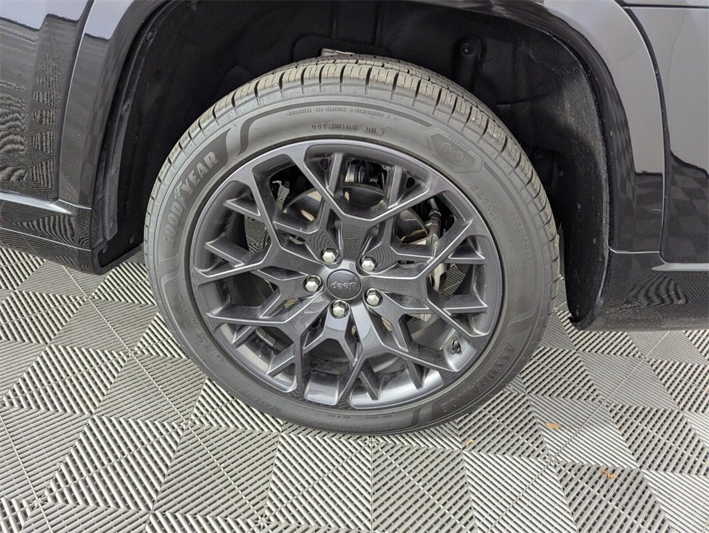 Certified 2024 Jeep Grand Cherokee L Summit w/ High Altitude Package image 22