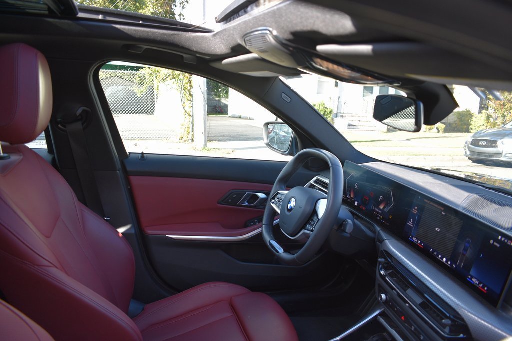 Used 2025 BMW 330i xDrive Sedan image 21