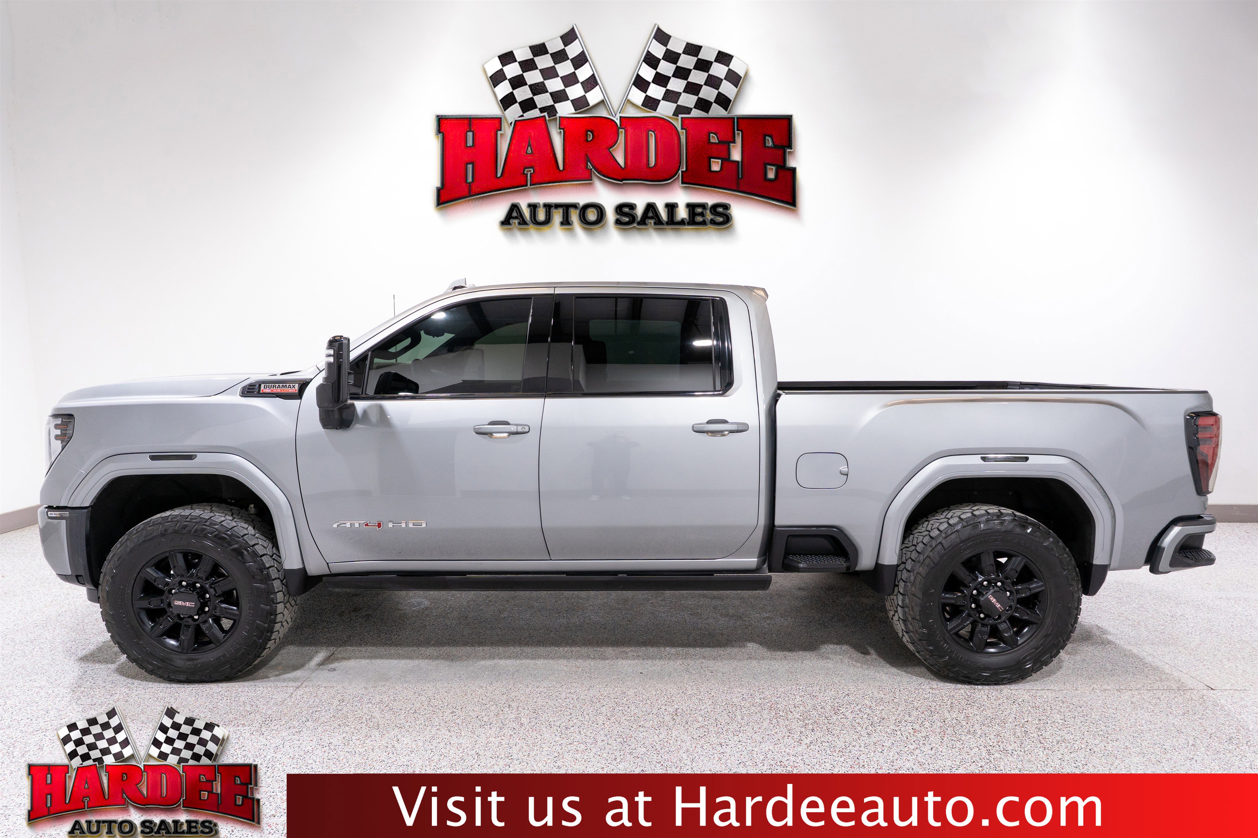 Used 2025 GMC Sierra 2500 AT4 w/ AT4 Premium Plus Package image 1