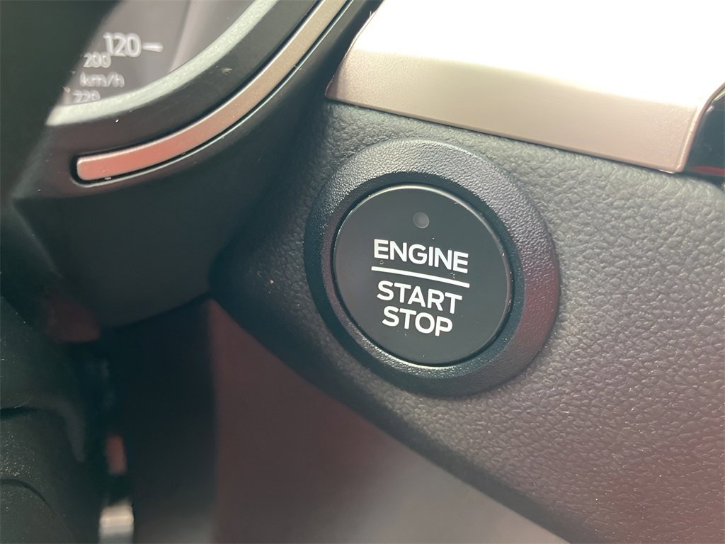 Used 2022 Ford Escape SE w/ Convenience Package image 18