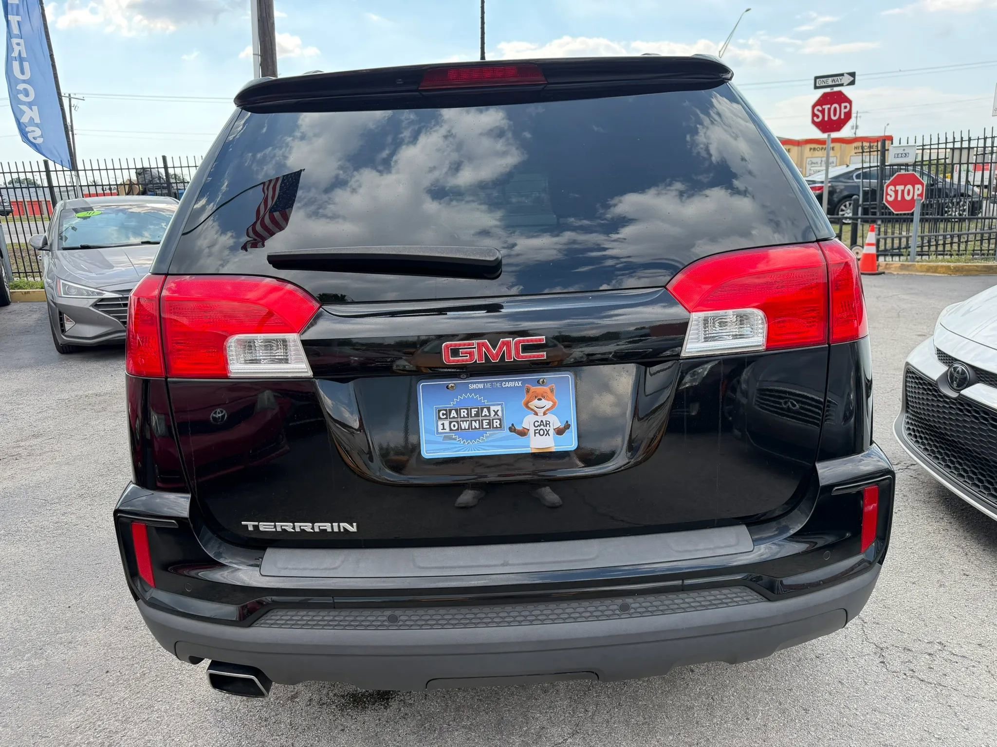 Used 2017 GMC Terrain SLT w/ Open Road Package image 5