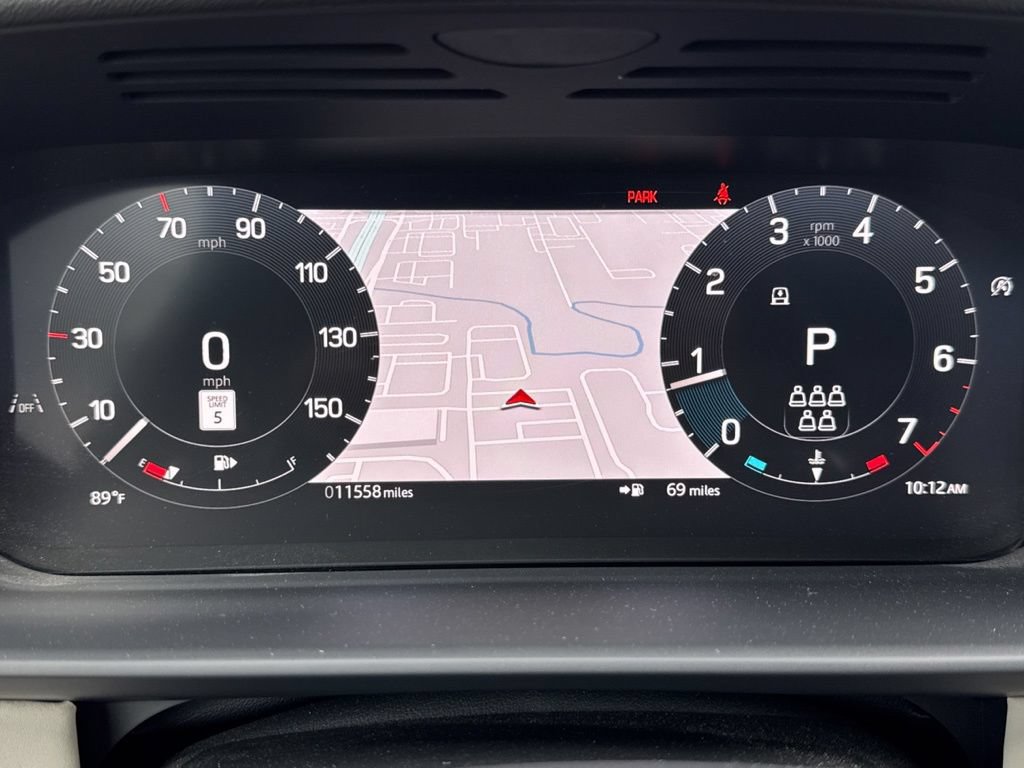 Used 2025 Land Rover Discovery S AWD/4WD image 9
