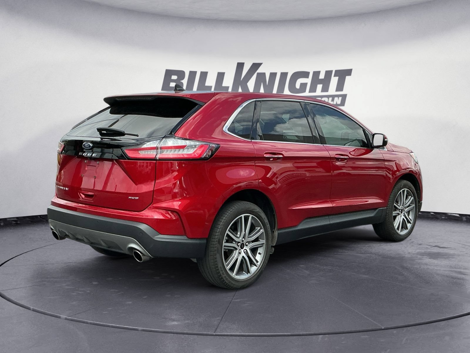 Used 2023 Ford Edge Titanium AWD/4WD image 5