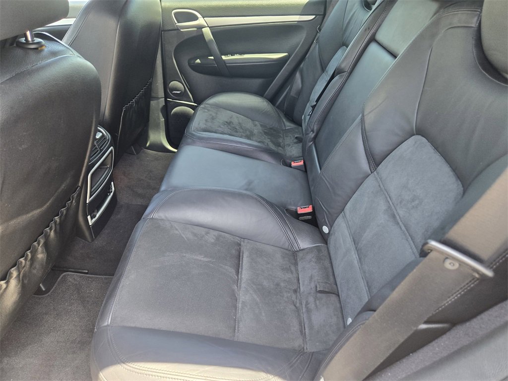 Used 2008 Porsche Cayenne GTS image 28