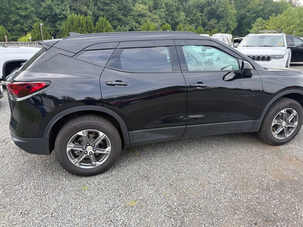 Used 2024 Chevrolet Blazer LT w/ Convenience Package FWD image 14