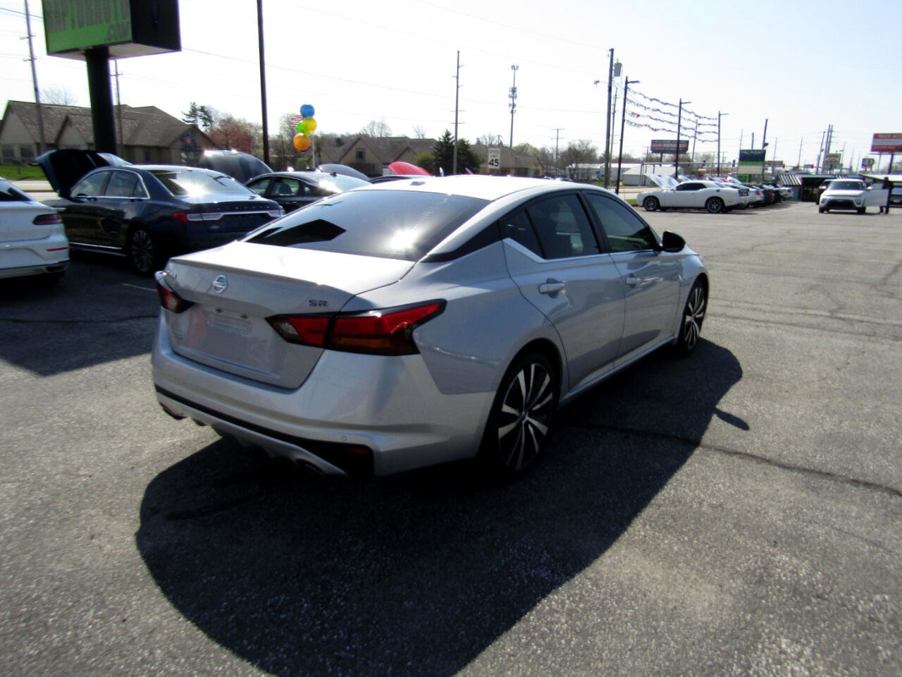 Used 2021 Nissan Altima 2.5 SR w/ SR Premium Package image 7