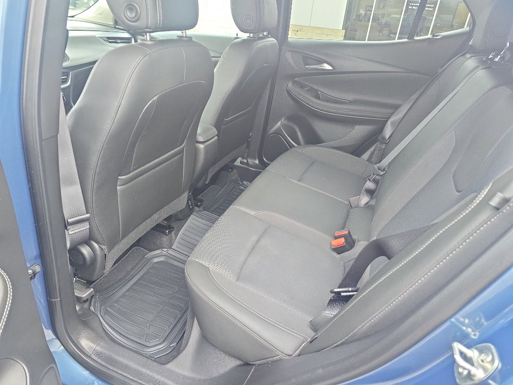 Used 2024 Buick Encore GX Preferred AWD/4WD image 18