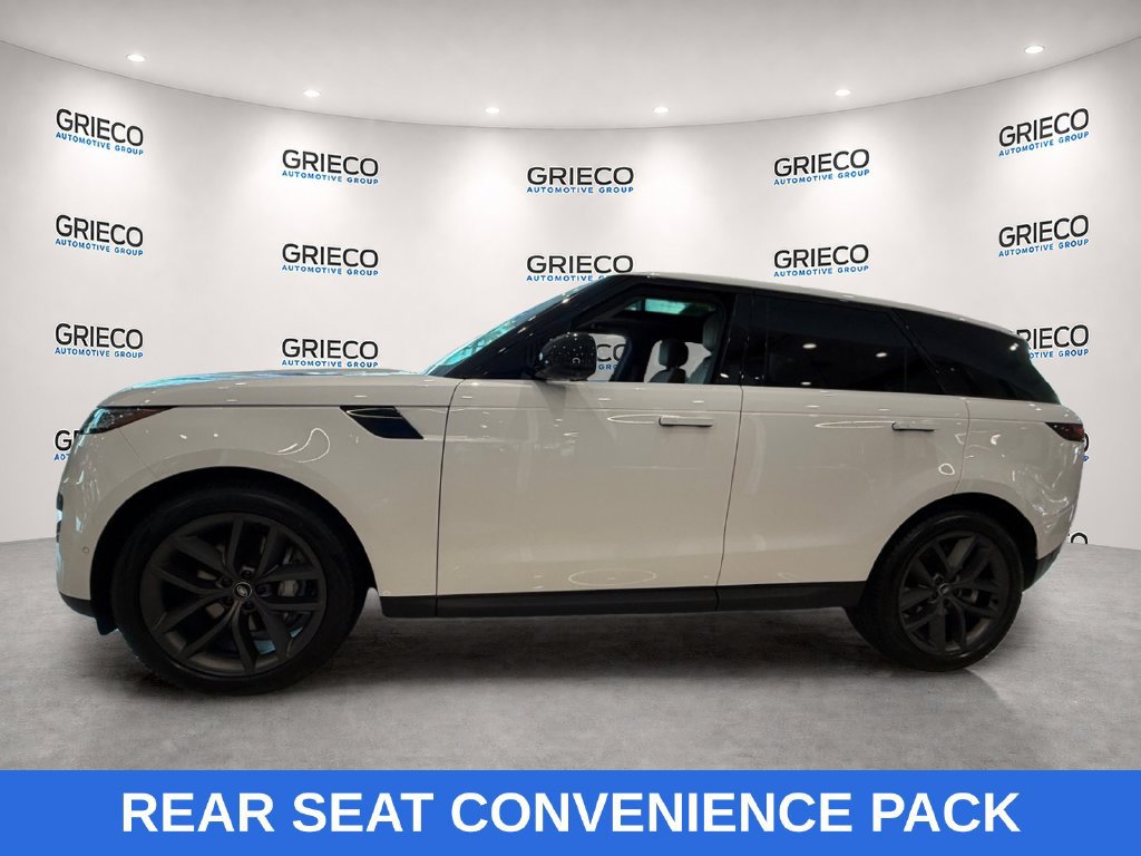 Used 2024 Land Rover Range Rover Sport SE AWD/4WD image 4