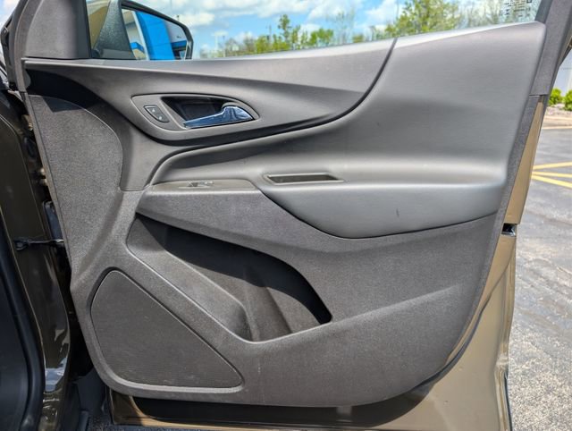 Used 2024 Chevrolet Equinox LT FWD image 13