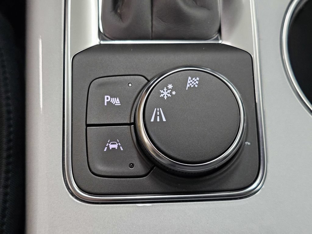 Used 2026 Chevrolet Blazer LT FWD image 22