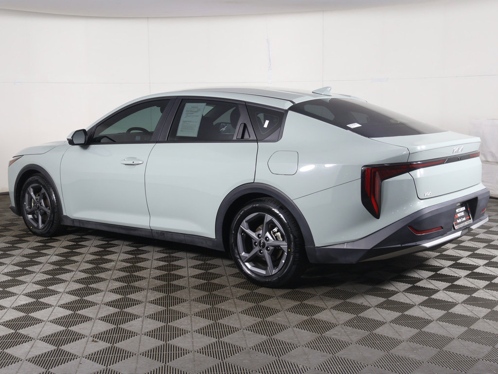 Used 2025 Kia K4 FWD image 8