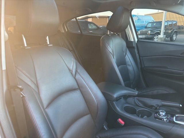 Used 2015 MAZDA MAZDA3 i Grand Touring image 11
