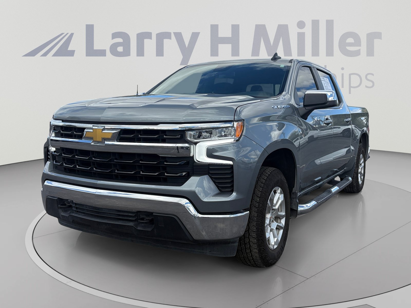 Used 2025 Chevrolet Silverado 1500 LT w/ Convenience Package II