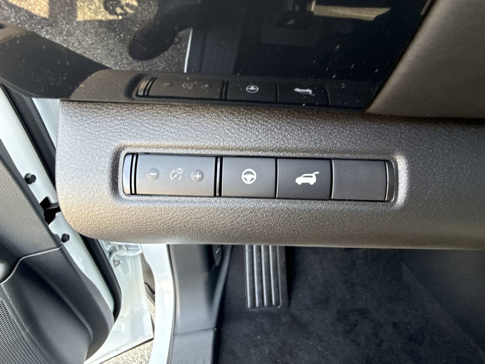 New 2026 Nissan Pathfinder SV AWD/4WD image 34