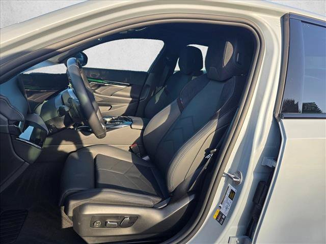 Used 2024 BMW i5 M60 w/ Premium Package AWD/4WD image 16