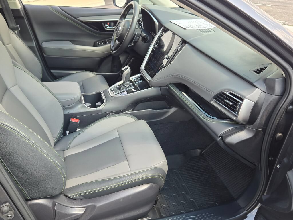 Certified 2024 Subaru Outback Onyx Edition AWD/4WD image 4