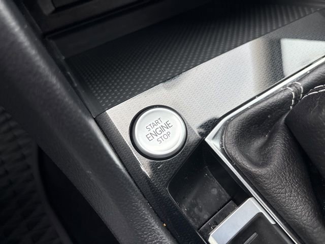 Certified 2025 Volkswagen Taos S AWD/4WD image 23