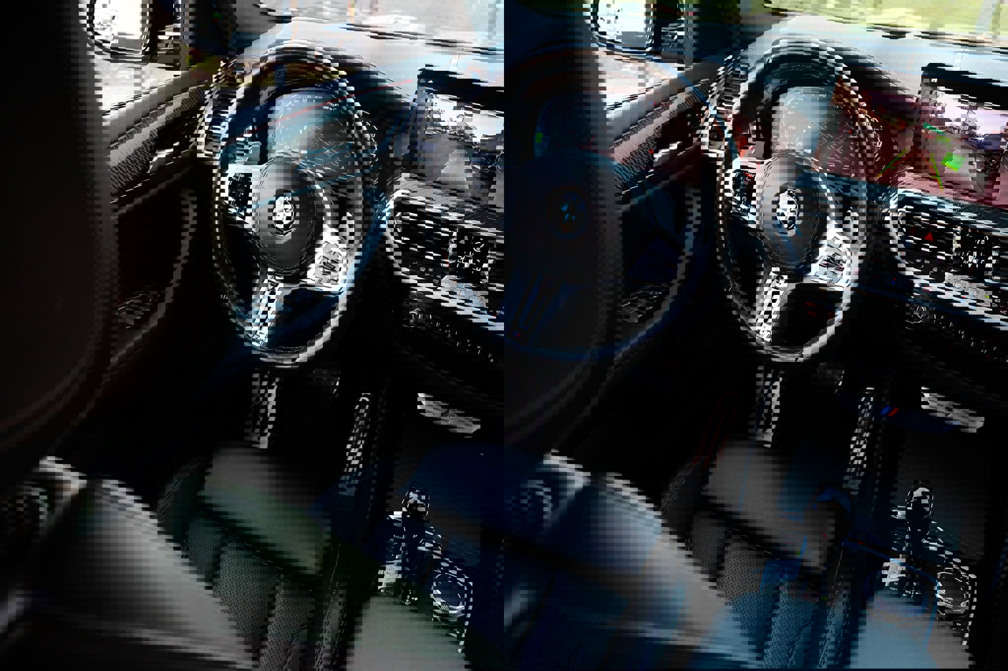 Used 2022 BMW X4 M40i w/ Premium Package image 23