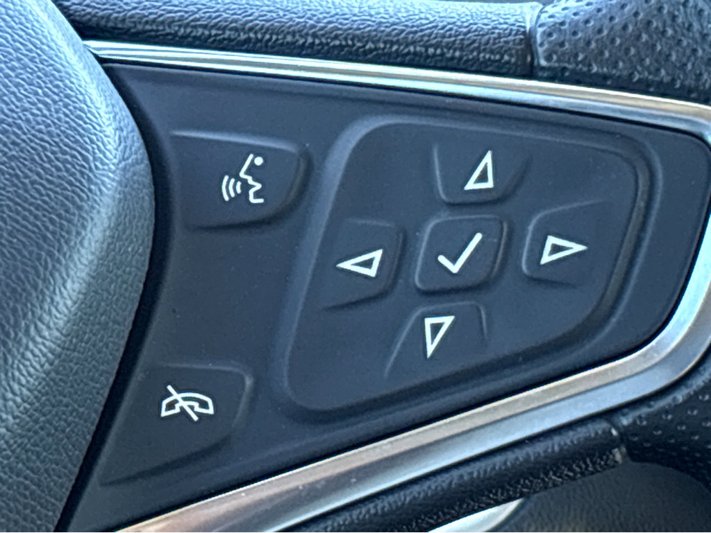 New 2024 Chevrolet Equinox LS w/ Driver Confidence II Package image 16