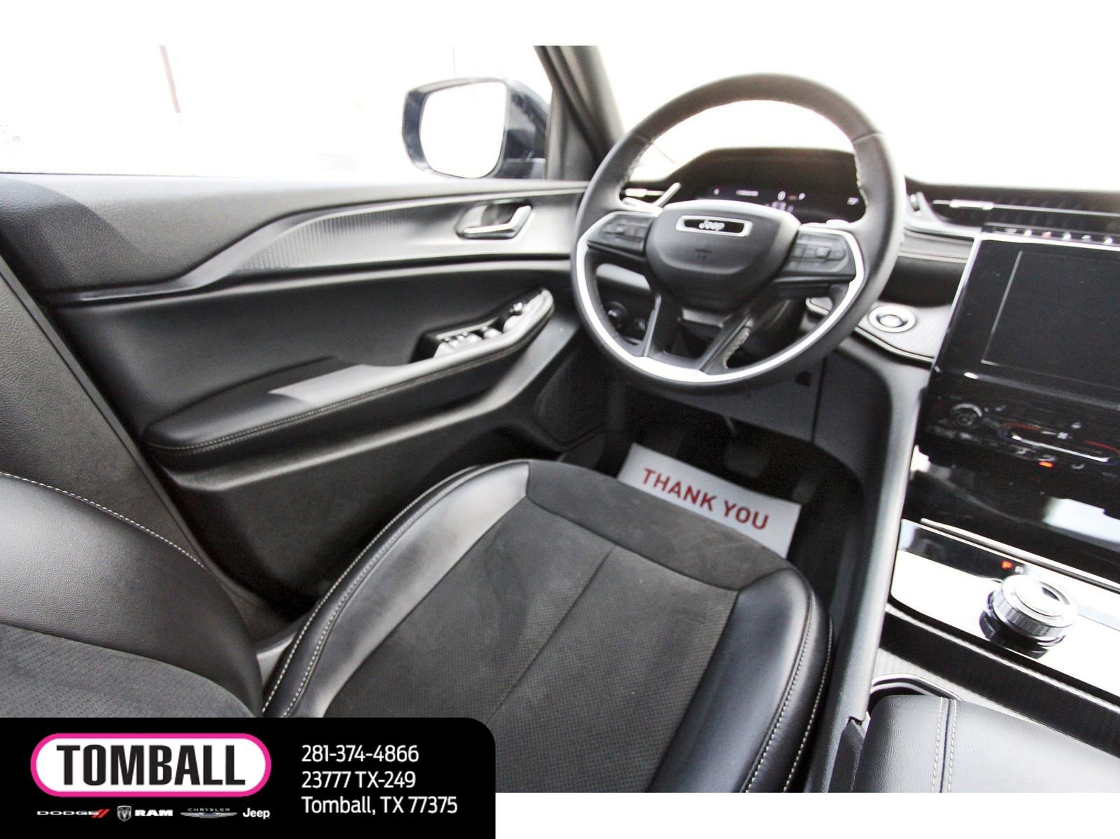 Used 2024 Jeep Grand Cherokee Altitude RWD image 9