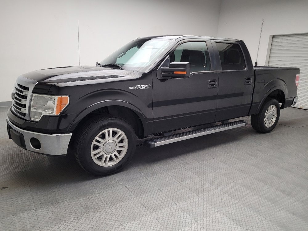 Used 2013 Ford F150 Lariat w/ Mid Equipment Group image 2