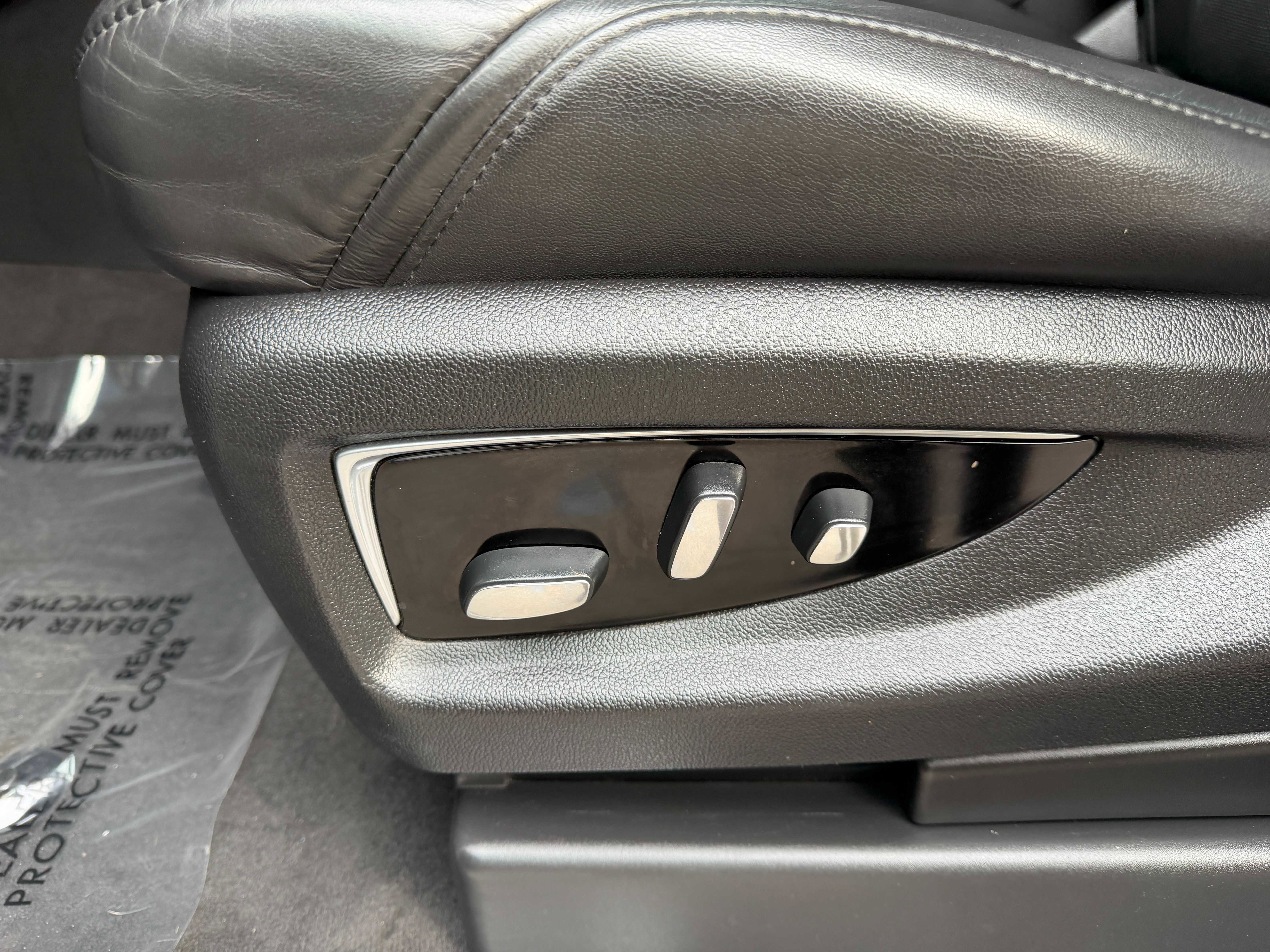 Used 2020 Cadillac Escalade Luxury image 27