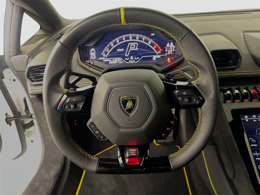 Used 2023 Lamborghini Huracan Tecnica image 11