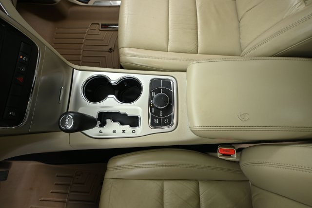 Used 2011 Jeep Grand Cherokee Limited AWD/4WD image 27