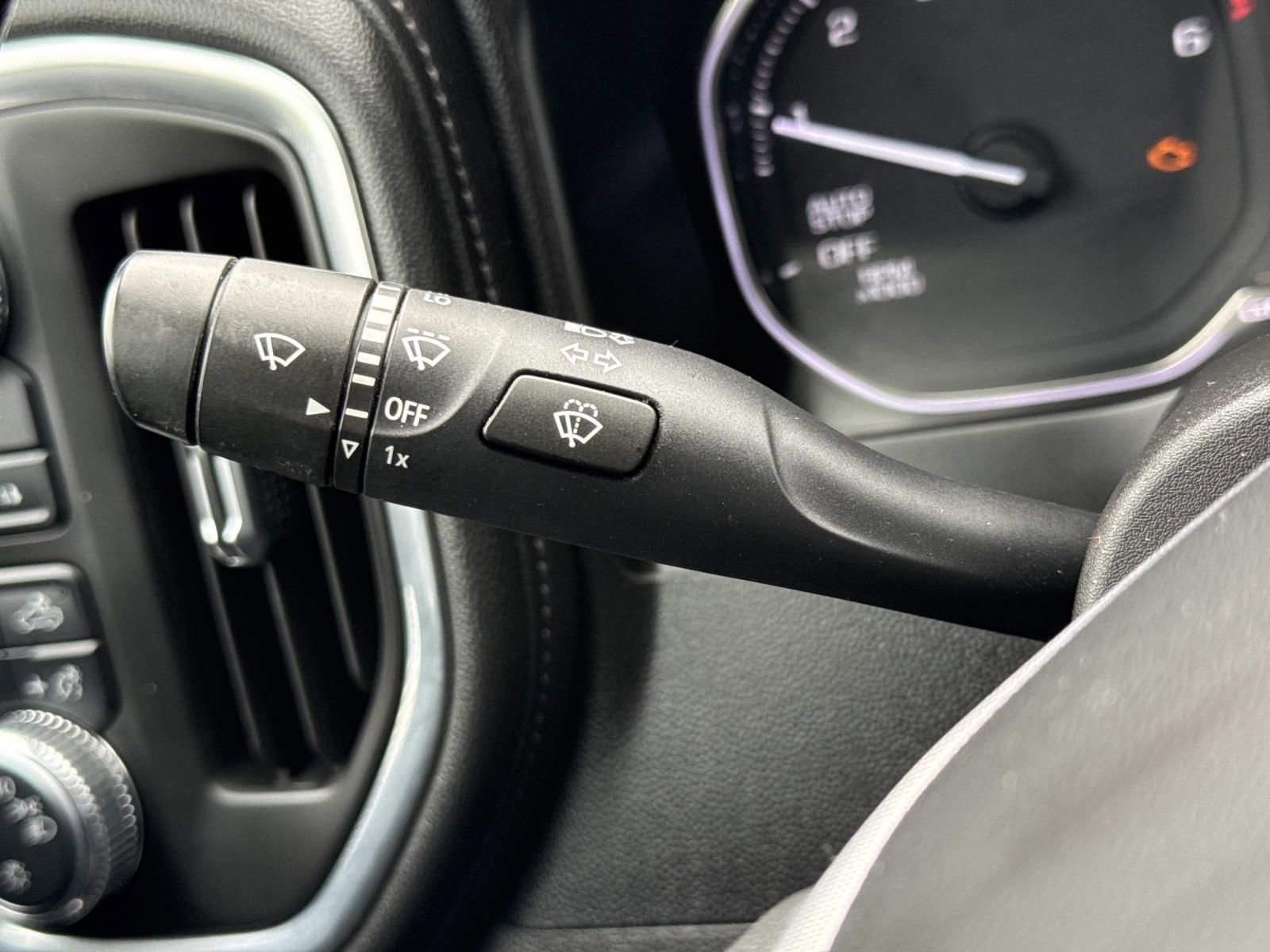 Used 2021 GMC Sierra 1500 Elevation w/ Preferred Package AWD/4WD image 15