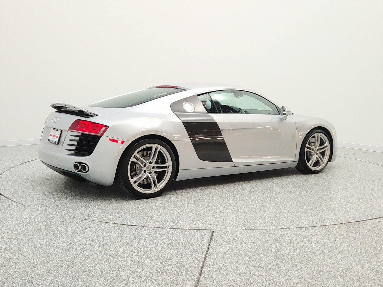 Used 2010 Audi R8 V8 AWD/4WD image 5