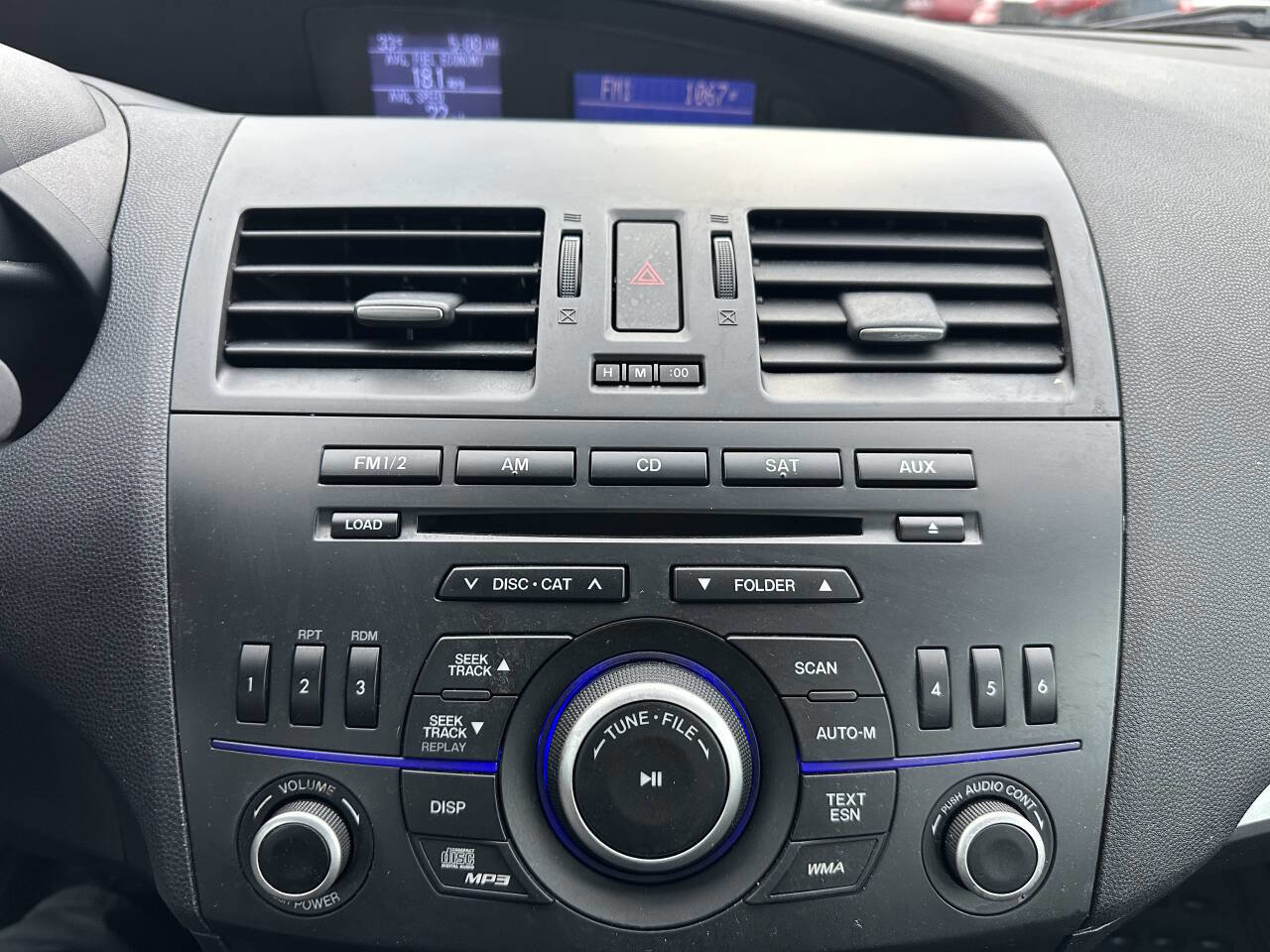 Used 2012 MAZDA MAZDA3 i Touring image 21