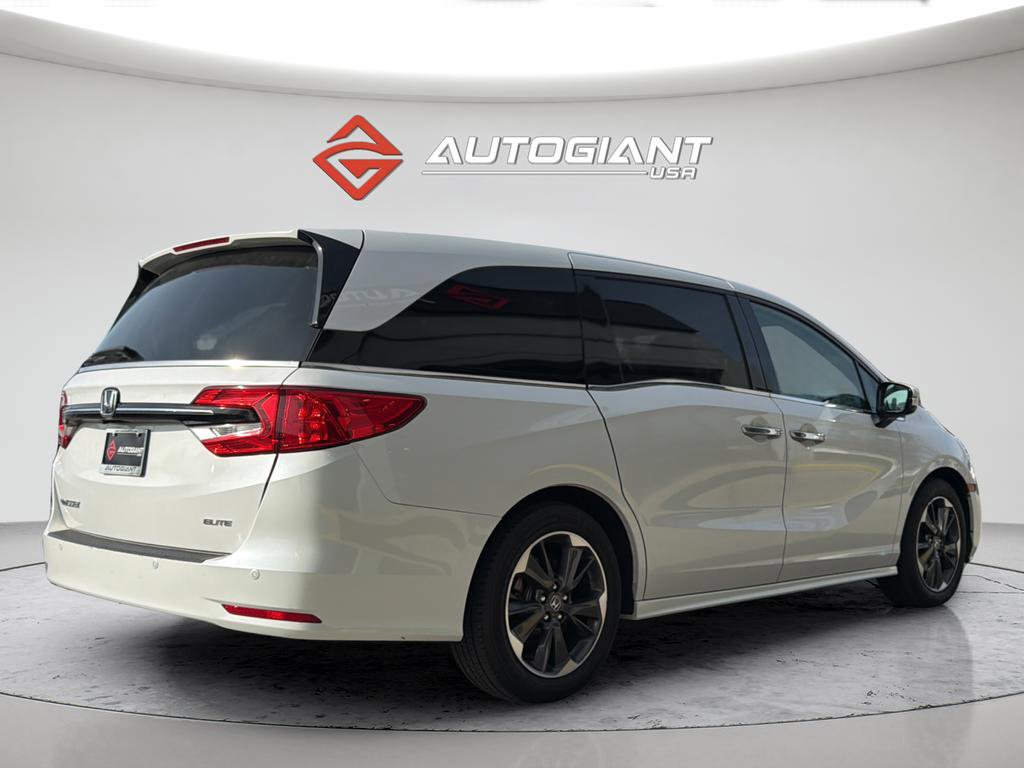 Used 2023 Honda Odyssey Elite image 11