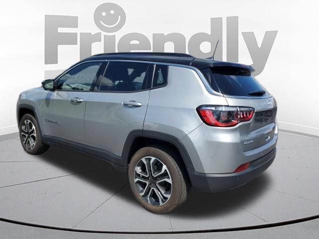 Used 2023 Jeep Compass Limited AWD/4WD image 3