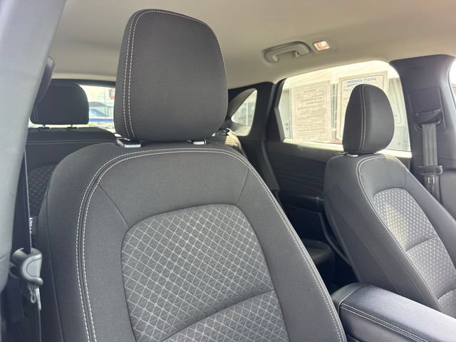 Used 2025 Ford Escape Active AWD/4WD image 27