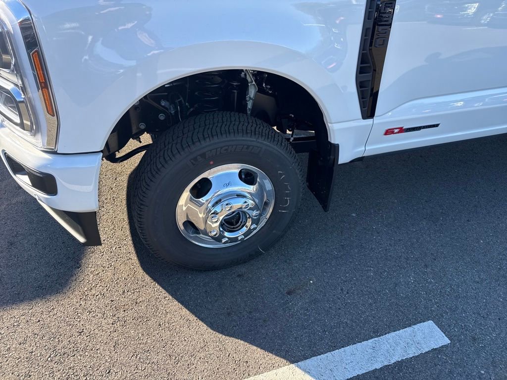 New 2026 Ford F350 Platinum image 57