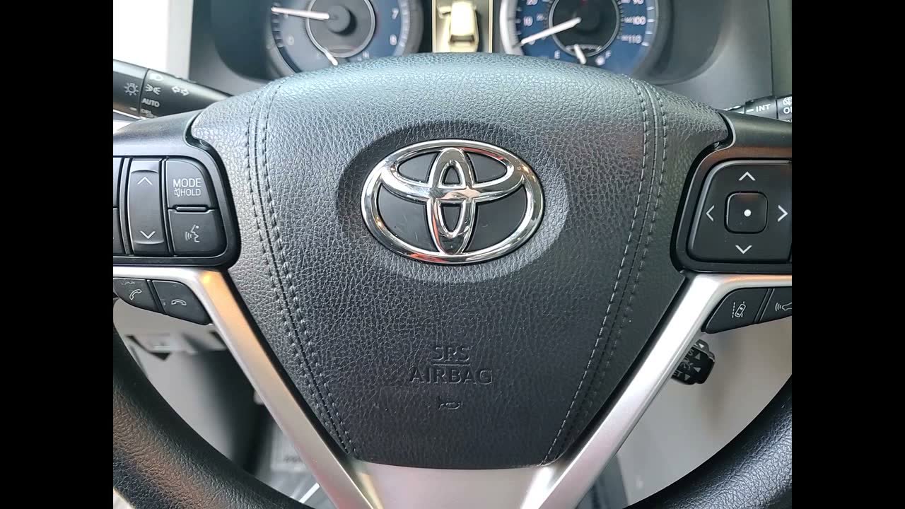 Used 2020 Toyota Sienna L image 22