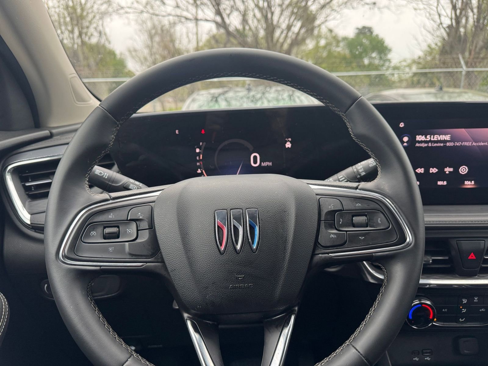 Used 2025 Buick Encore GX Preferred image 27