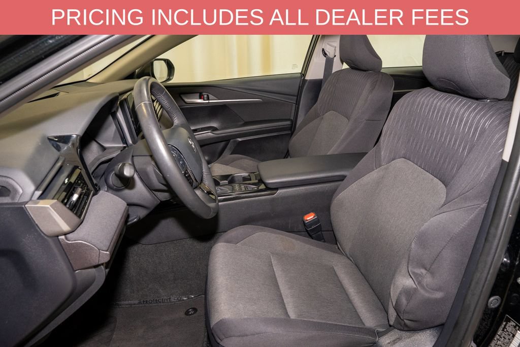 Used 2025 Toyota Camry LE w/ Convenience Package AWD/4WD image 10