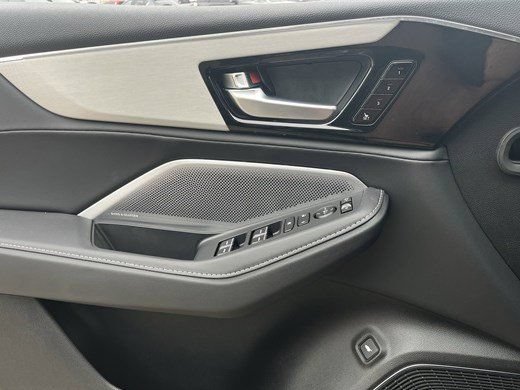 Used 2026 Acura MDX w/ Technology Package FWD image 25