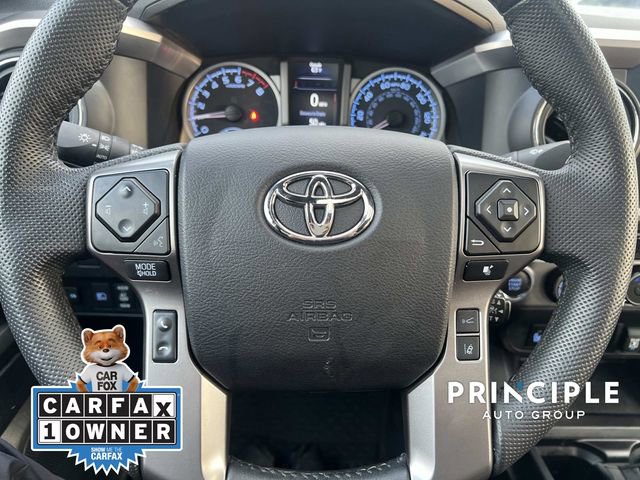 Used 2022 Toyota Tacoma Limited image 18