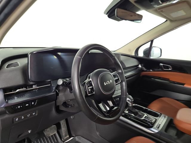 Used 2024 Kia Carnival SX Prestige image 14