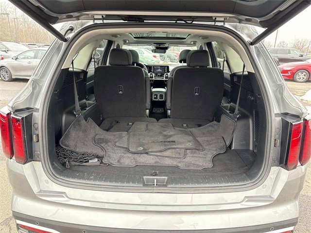Used 2021 Kia Sorento EX image 12