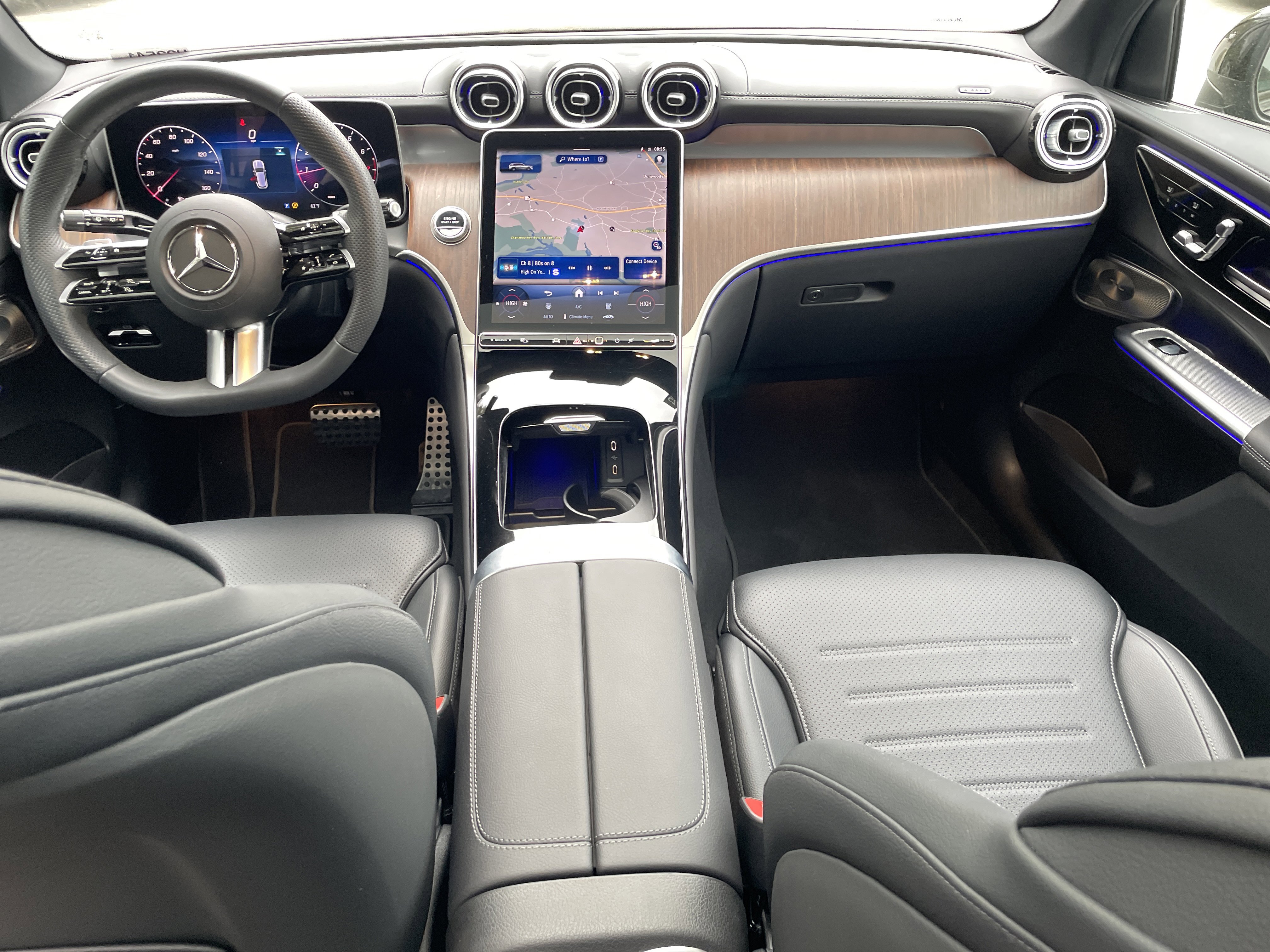 Certified 2025 Mercedes-Benz GLC 300 image 26