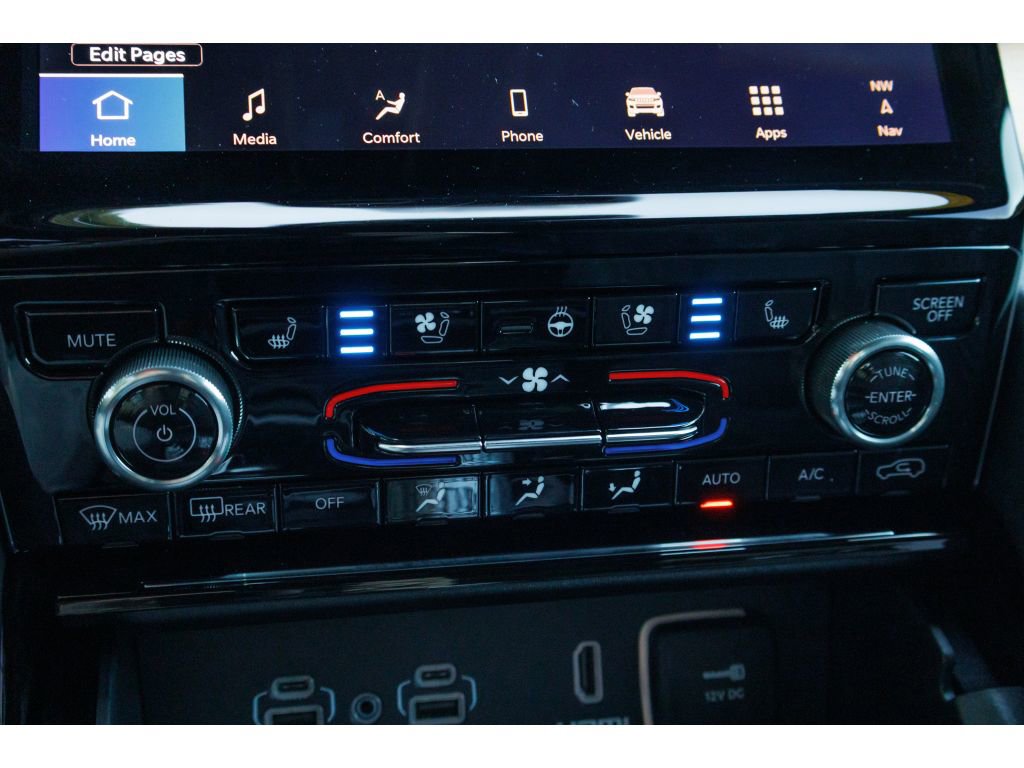 Used 2024 Jeep Grand Cherokee Summit AWD/4WD image 26