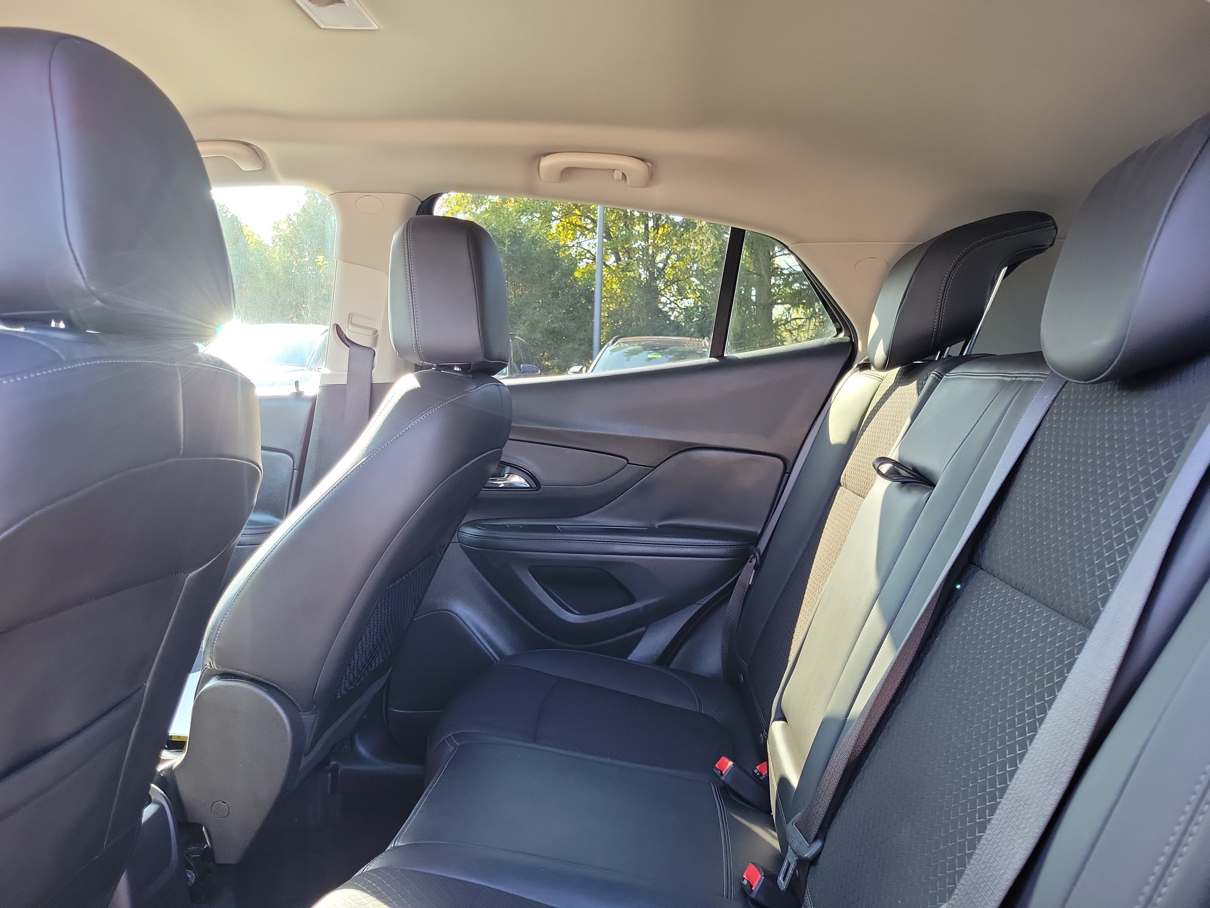 Used 2018 Buick Encore Preferred FWD image 11