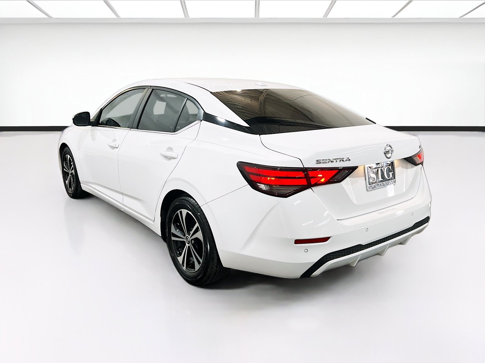 Used 2023 Nissan Sentra SV FWD image 6