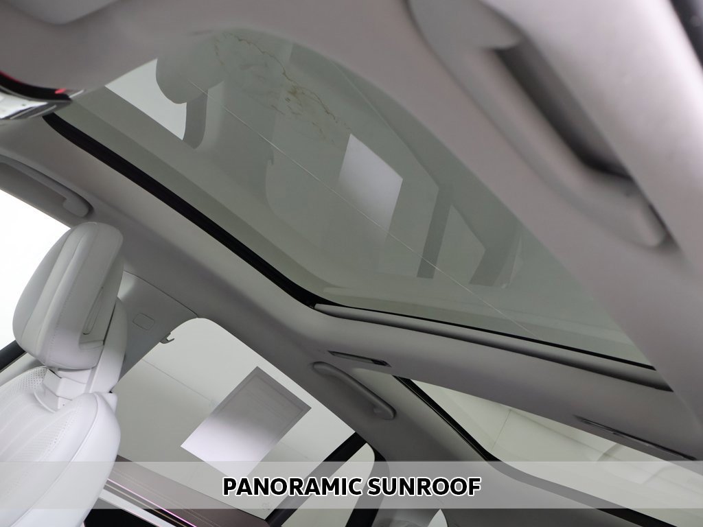 Used 2023 Mercedes-Benz EQS 580 4MATIC SUV image 4