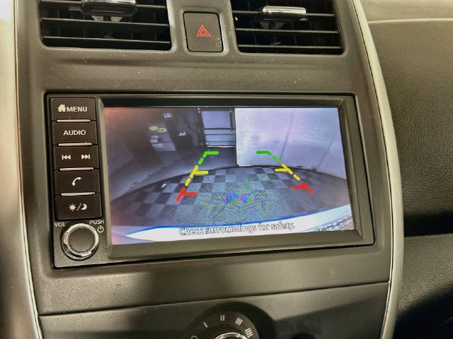 Used 2018 Nissan Versa SV FWD image 15