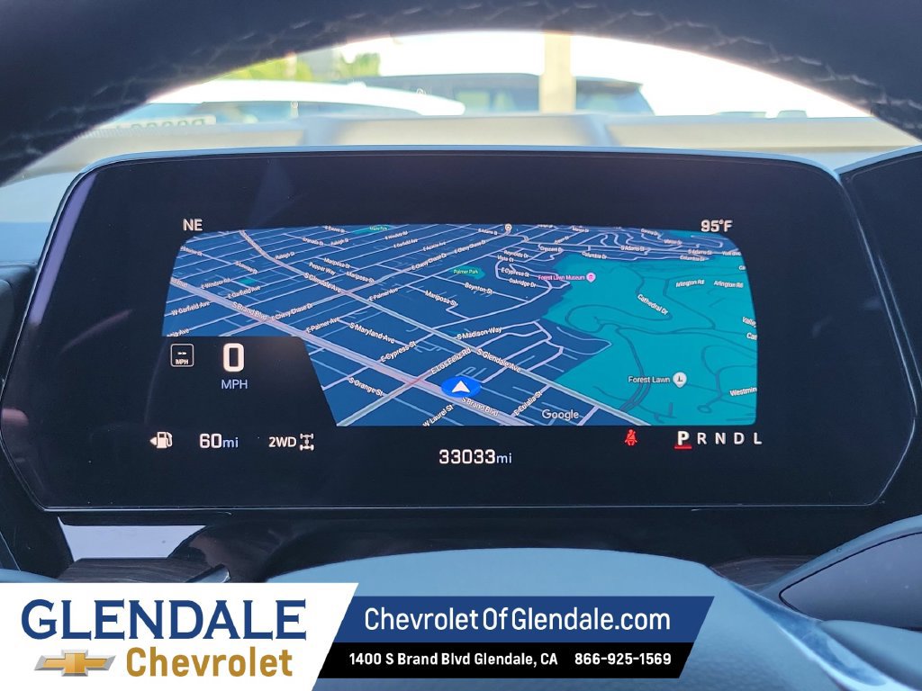 Used 2025 Chevrolet Suburban Z71 AWD/4WD image 34