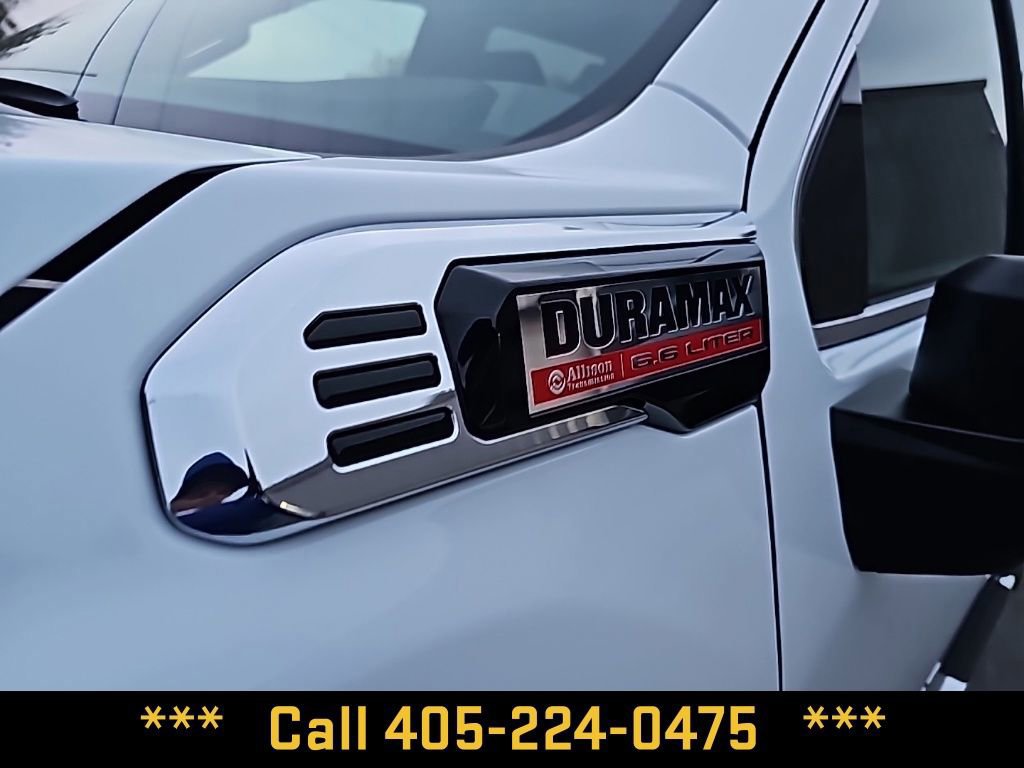 New 2026 GMC Sierra 2500 SLT image 6